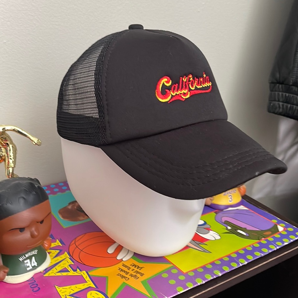 California SnapBack cap🔥